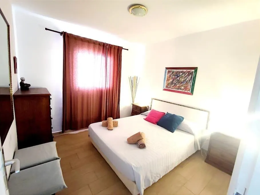 Apartamento Centrico, luminoso y tranquilo Playa Honda  0*, Playa Honda (Lanzarote) España