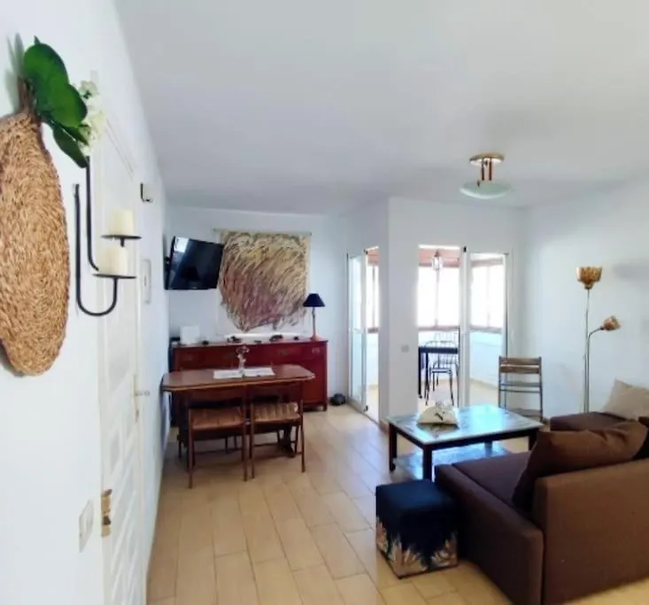 Casa Roshan Playa Honda  Spain